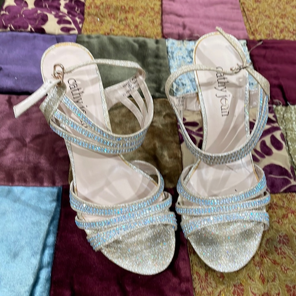 Cathy Jean strappy rose gold heels with AB iridescent rhinestones. Size 8
